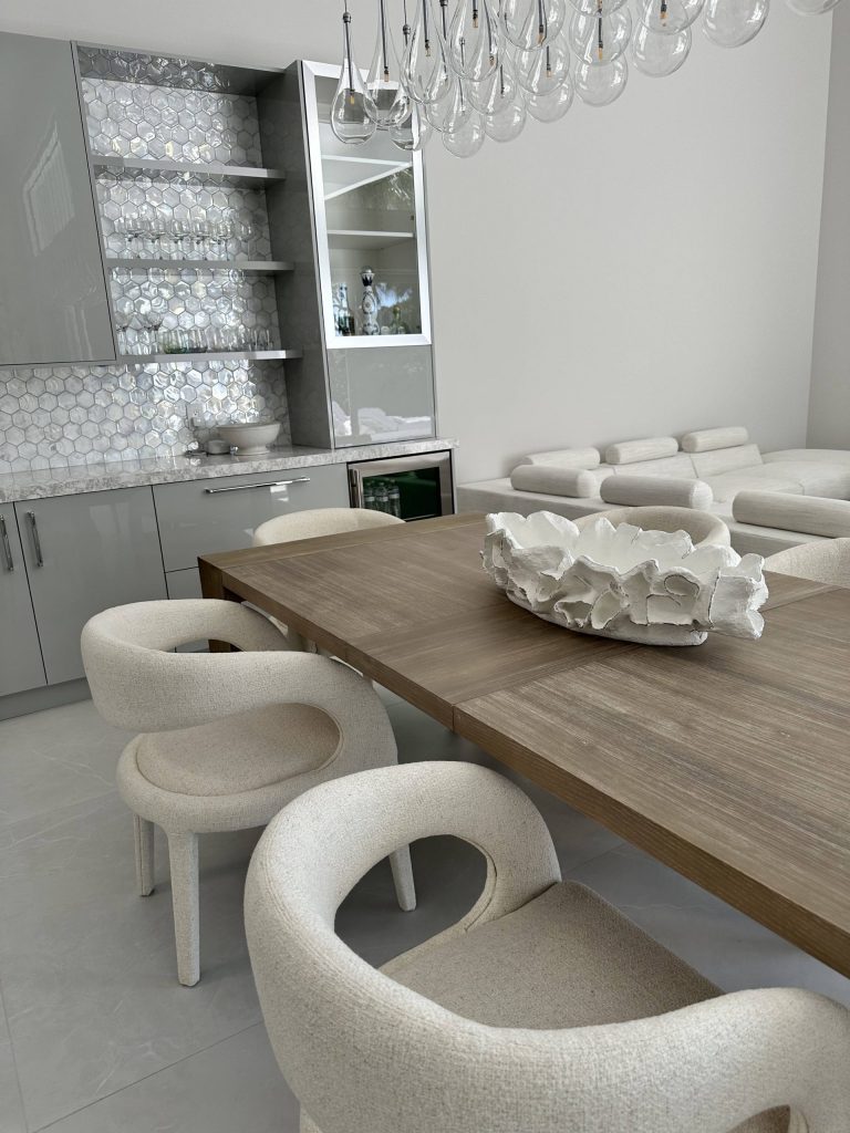 17085527 05D3 4169 A27C 7FB69769A179