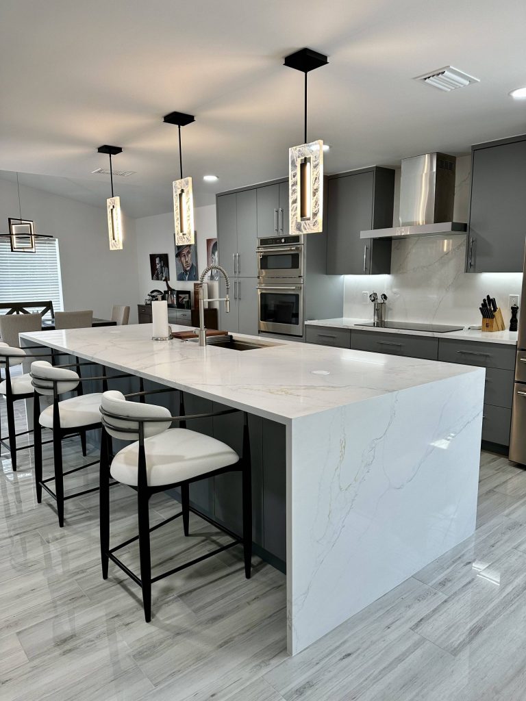 8F302725 A71B 4D90 994E 5223505C3A1A