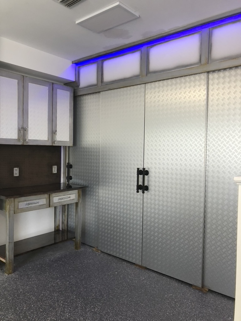 CD03878F 0F2F 4F29 B63E A981AB5BE2ED 1 105 c