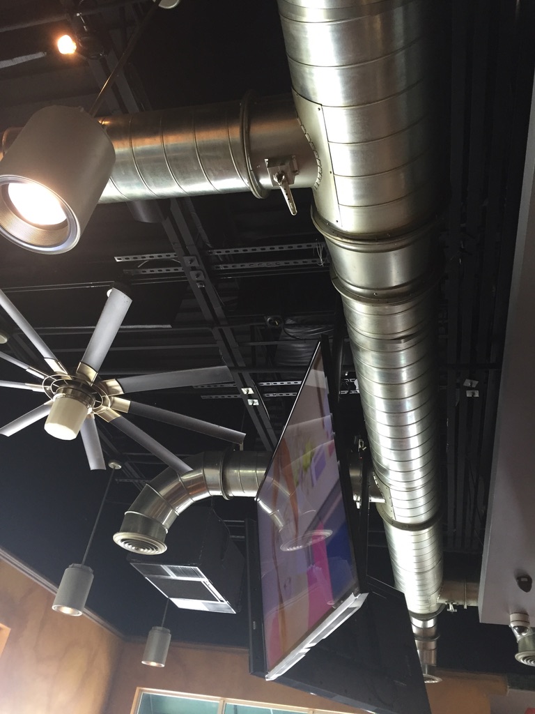 EFFB1FEC 5363 4D03 858E 04EA27583FF2 1 105 c